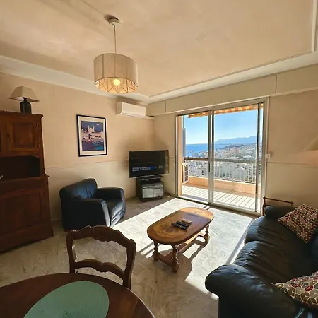 Appartement With Stunning Sea And Mountain Views *